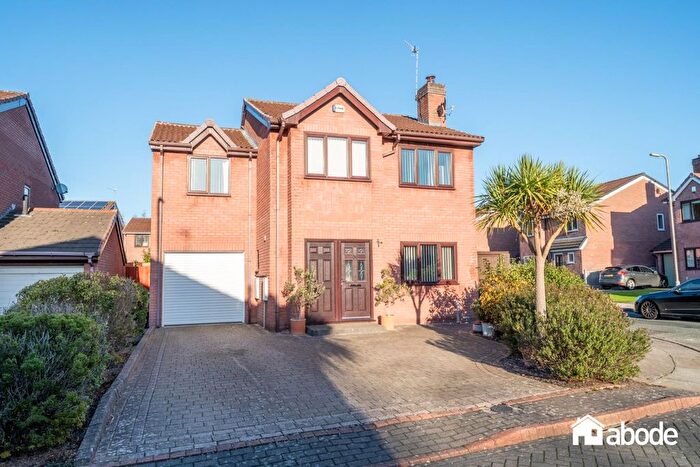 4 Bedroom Detached House For Sale In Moel Famau View, Aigburth, Liverpool, L17