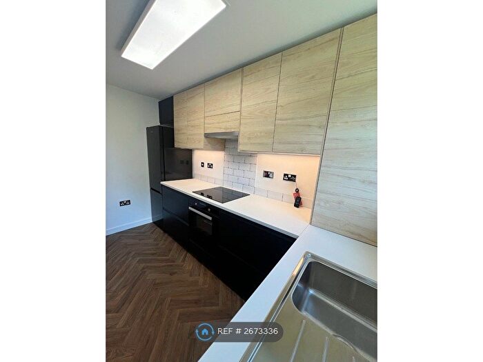 1 Bedroom Maisonette To Rent In Woodstock Avenue, Nottingham, NG7