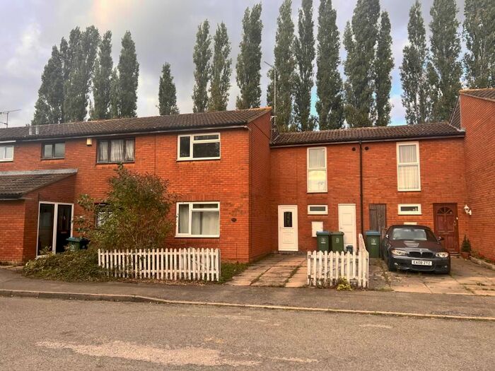 3 Bedroom Terraced House To Rent In Hamble Drive, Aylesbury, HP21