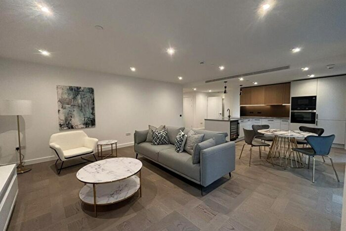 2 Bedroom Apartment To Rent In Saffron Wharf, Merino Gardens, E1W