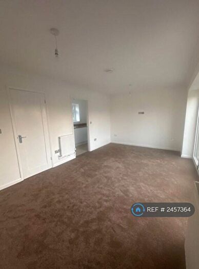 Studio To Rent In Kingsfold Avenue, Southampton, SO18