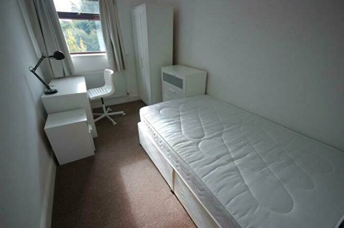 6 Bedroom Private Halls To Rent In Larches Road, Durham, DH1