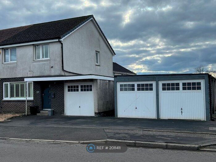 3 Bedroom Semi-Detached House To Rent In Laburnum Road, Banknock, Bonnybridge, FK4