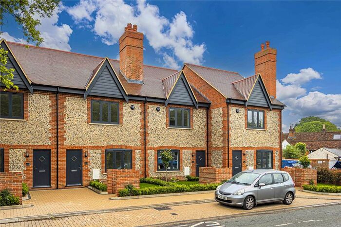 4 Bedroom Terraced House For Sale In Chapel Croft, Chipperfield, Kings Langley, Hertfordshire, WD4