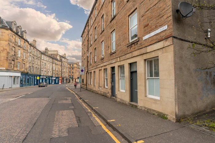 2 Bedroom Flat To Rent In Festival/Short Term, St. Leonards Street Edinburgh, Midlothian, EH8