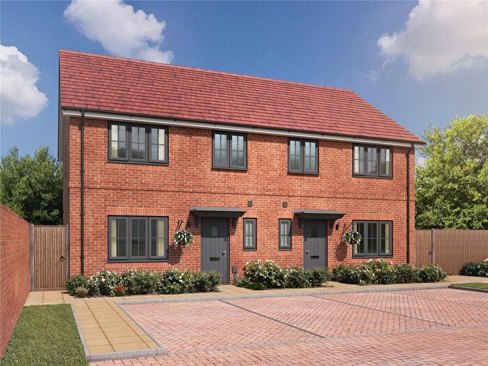 3 Bedroom Semi-Detached House For Sale In Longtail Crescent, Finchwood Park, Wokingham, Bracknell Forest, RG40