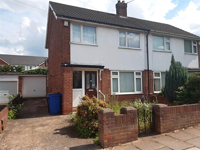 3 Bedroom Semi-detached House For Sale In Florence Avenue, Balby, Doncaster, DN4