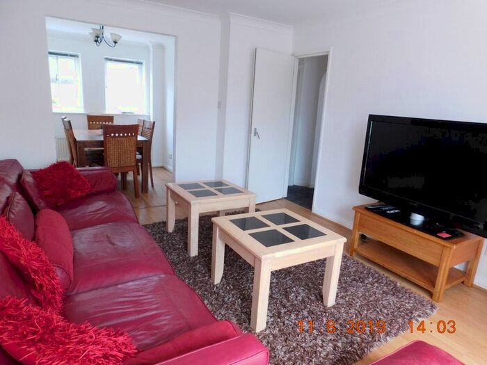 5 Bedroom Detached House To Rent In Honeywood, Newcastle-Under-Lyme, ST5