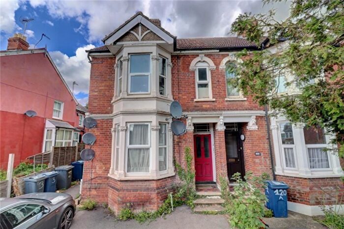 1 Bedroom Terraced House To Rent In West Wycombe Road, High Wycombe, HP12