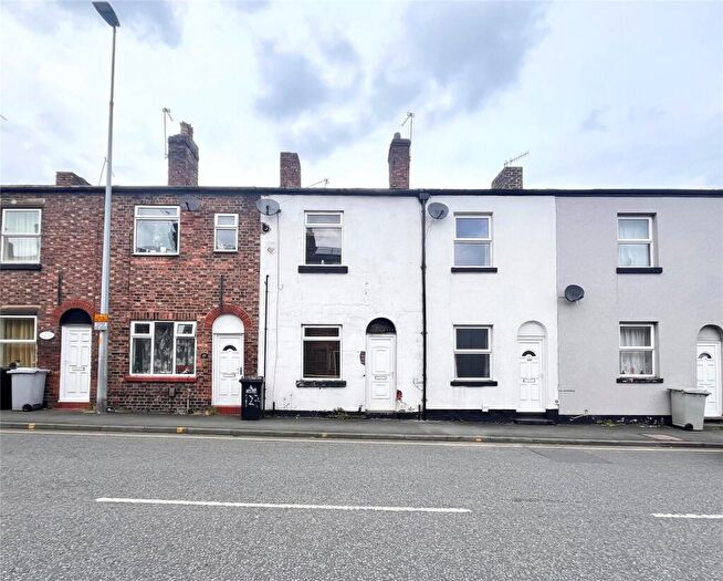 2 Bedroom Terraced House For Sale In Park Lane, Macclesfield, Cheshire, SK11
