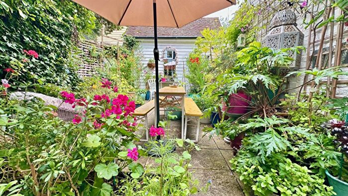 4 Bedroom Terraced House For Sale In High Street, Old Town, Hastings, TN34