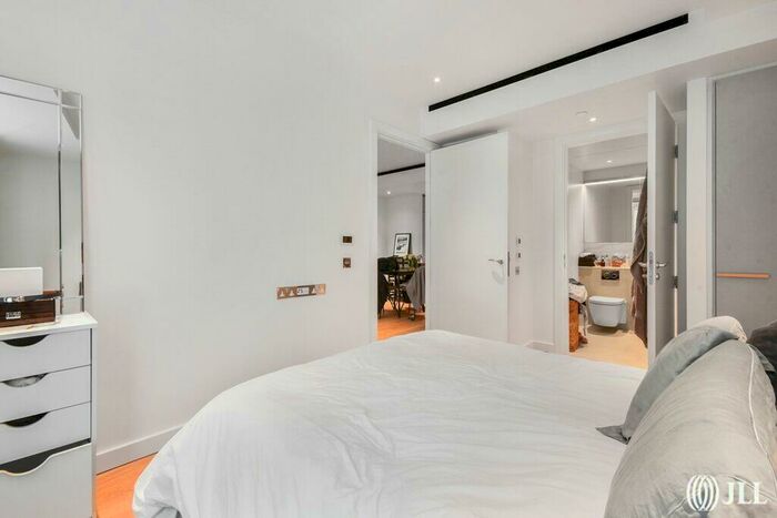 1 Bedroom Apartment To Rent In Battersea Power Station London, SW11