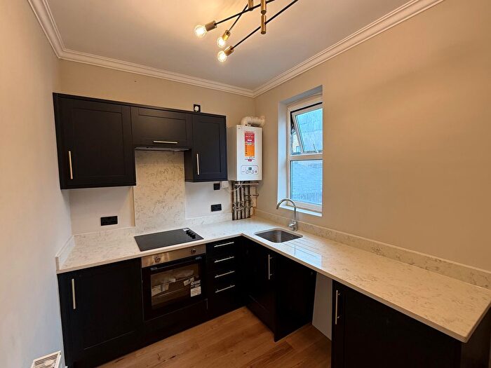 1 Bedroom Flat To Rent In High Street, Walthamstow, E17
