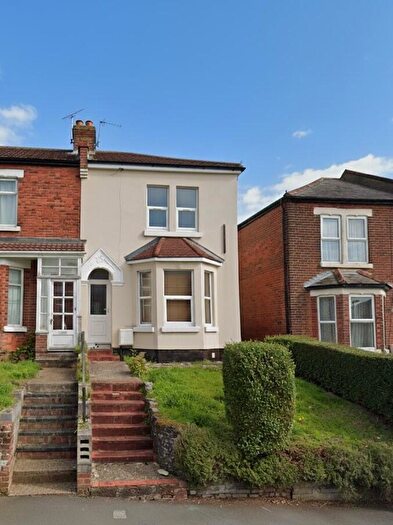 4 Bedroom House To Rent In Broadlands Road, SO17