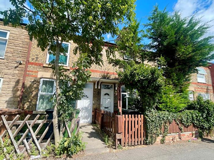 3 Bedroom Terraced House To Rent In Lincoln Road, Peterborough, PE4