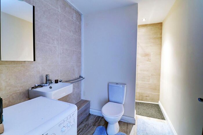 1 Bedroom Property To Rent In Gleadless Road, Sheffield, S2