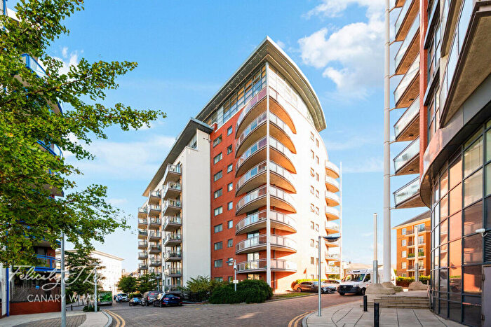 2 Bedroom Apartment For Sale In Galaxy Building, Crews Street, Tower Hamlets, E14