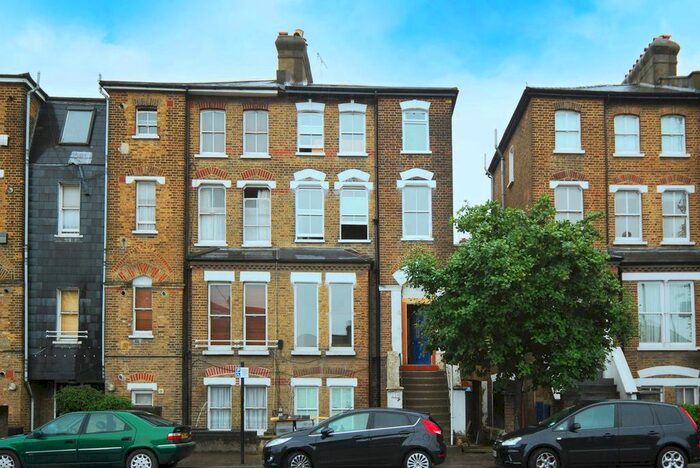 1 Bedroom Flat To Rent In Horn Lane, Acton, London, W3