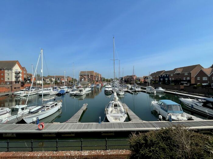 4 Bedroom Town House To Rent In Kingston Quay, Sovereign Harbour South, Eastbourne, East Sussex, BN23