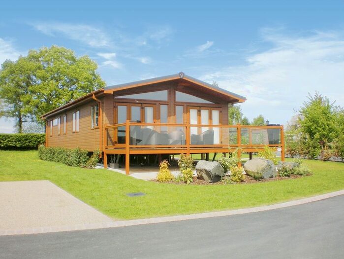 2 Bedroom Lodge For Sale In Malvern View, Stanford Bishop, Worcester, WR6