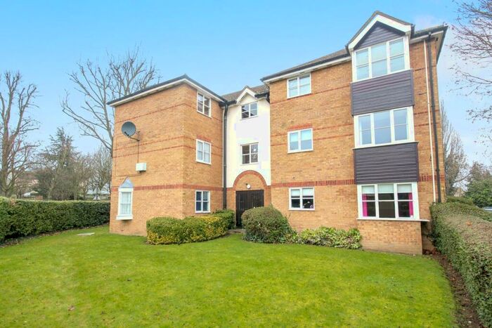 1 Bedroom Flat To Rent In Chagny Close, Letchworth Garden City, SG6