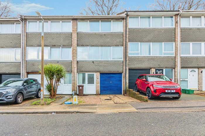 3 Bedroom Terraced House For Sale In Falcon Crescent, Colchester, CO1