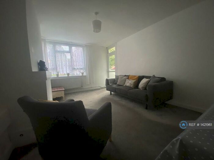 1 Bedroom Flat To Rent In Bradstock Road, London, E9