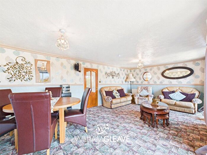 3 Bedroom Bungalow For Sale In Halkyn View, Connah's Quay, Deeside, Flintshire, CH5