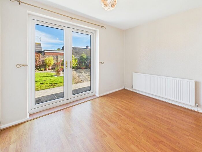 2 Bedroom Bungalow For Sale In Fir Tree Drive, Wigan, WN3