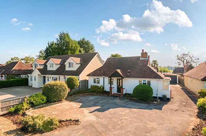 4 Bedroom Detached House For Sale In Westfield, GU22