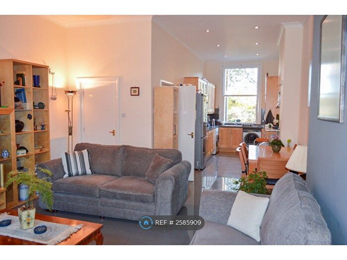 4 Bedroom Maisonette To Rent In Balham, Balham, SW12