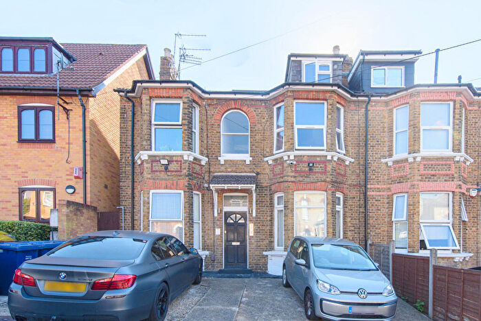 1 Bedroom Flat For Sale In Second Avenue, Hendon, London, NW4