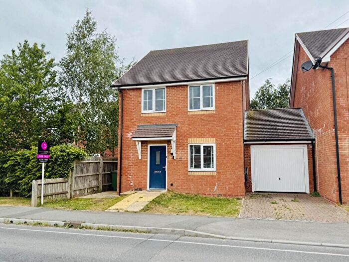 3 Bedroom Detached House For Sale In Park Road, Didcot, OX11