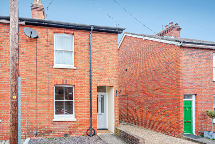 2 Bedroom House To Rent In College Glen, Maidenhead, SL6