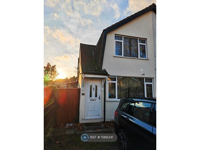 2 Bedroom Semi-detached House To Rent In The Drive, Feltham, TW14
