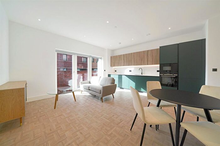 2 Bedroom Flat To Rent In One Clapham Junction, Viridis Apartments, Monarch Square, London, SW11