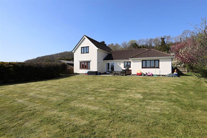 4 Bedroom House For Sale In Glyn Ddawen, City, Cowbridge, CF71