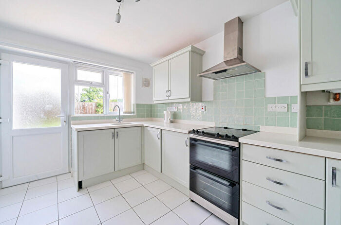 2 Bedroom Bungalow For Sale In Apple Drive, Willand, Devon, EX15