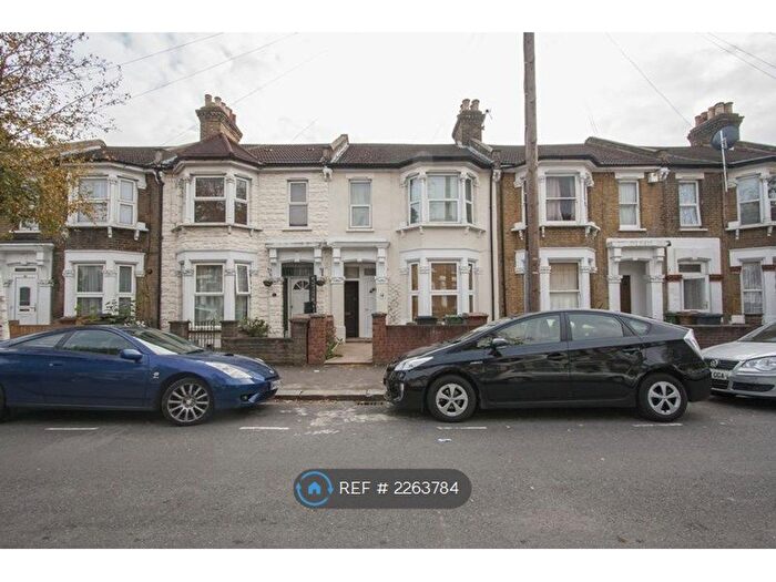 2 Bedroom Maisonette To Rent In Osborne Road, London, E10