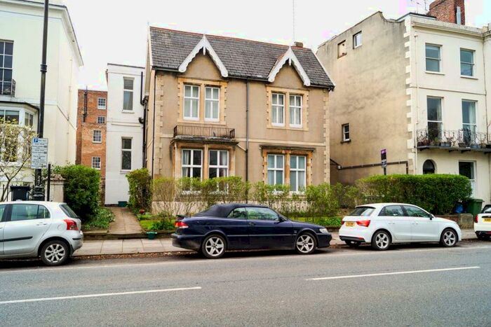 1 Bedroom Flat To Rent In Montpellier, GL50