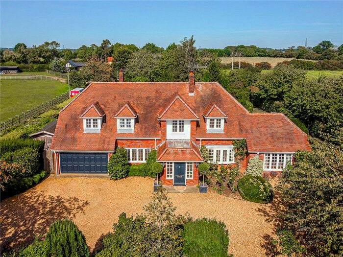 5 Bedroom Detached House For Sale In Roe End Lane, Markyate, St. Albans, Hertfordshire, AL3