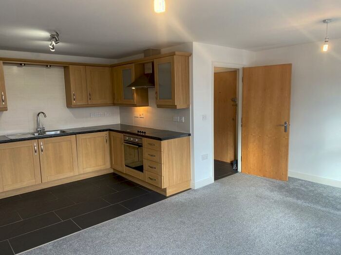 2 Bedroom Apartment To Rent In Barter Close, Kingswood, Bristol, BS15