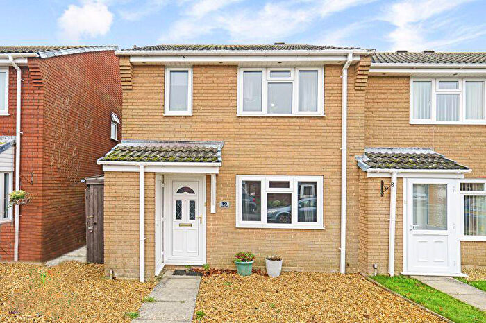 3 Bedroom House For Sale In Comet Way, Mudeford, BH23