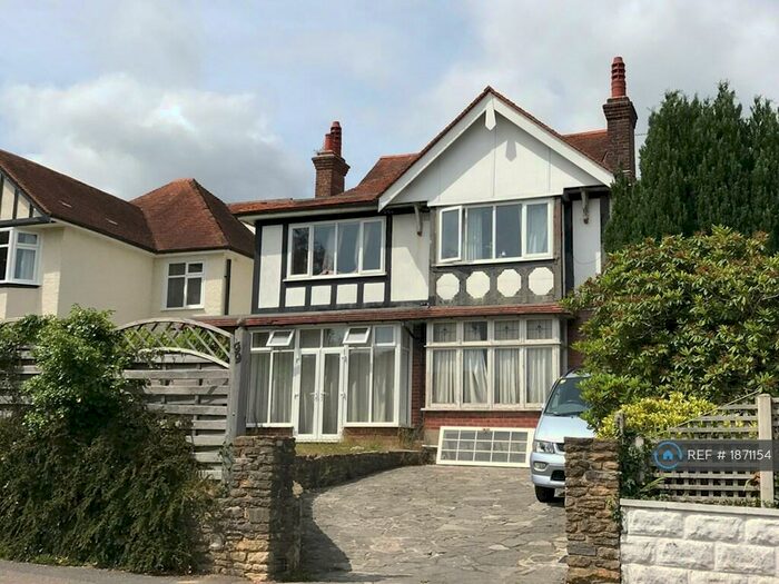 10 Bedroom Detached House To Rent In Talbot Road, Bournemouth, BH9