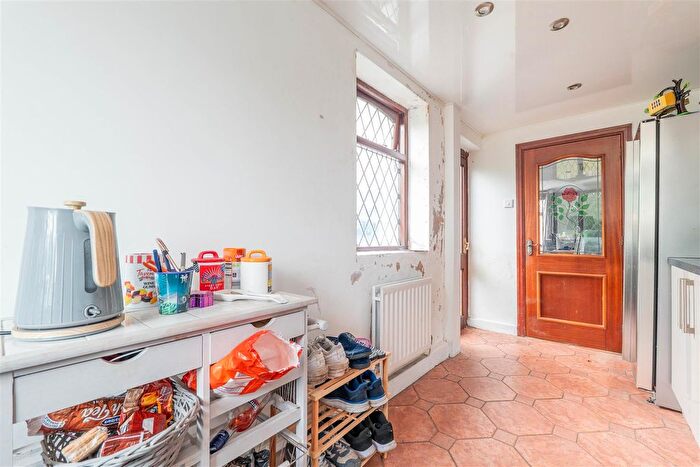 2 Bedroom End Terrace House For Sale In Victoria Road, Walton-Le-Dale, Preston, PR5