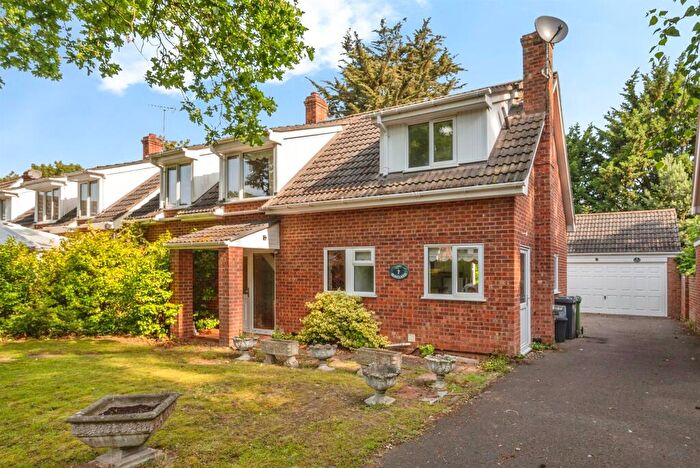 4 Bedroom Detached House For Sale In Grange Close, Ludham, Great Yarmouth, NR29