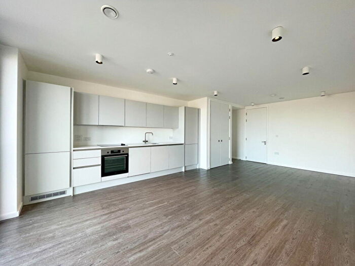 2 Bedroom Apartment To Rent In Uptown, Marlstone Avenue, Salford, M3