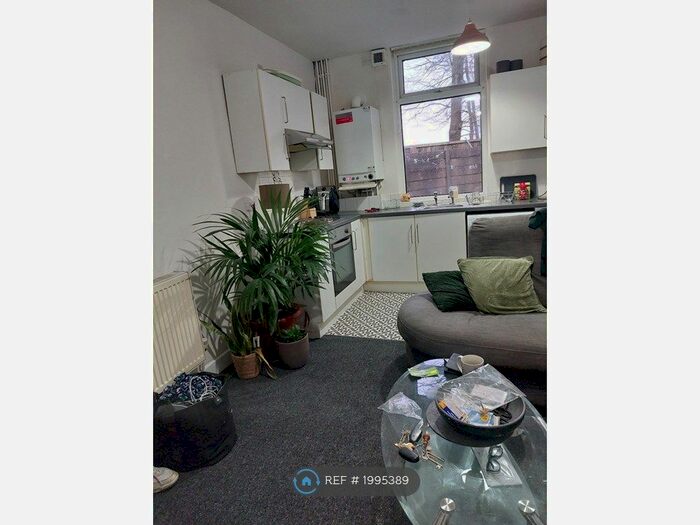 1 Bedroom Flat To Rent In Radcliffe, Radcliffe, Manchester, M26
