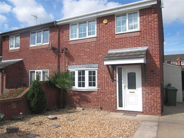 3 Bedroom Semi-Detached House To Rent In Wharfedale, Worksop, S81