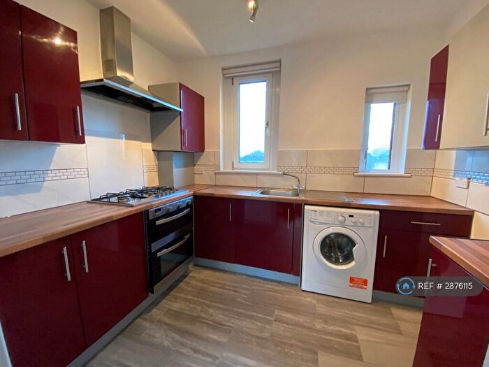 2 Bedroom Flat To Rent In Carfin, Motherwell, ML1